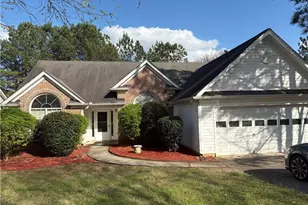5975 Hillvale Trail, Lithonia, GA 30058 - Photo 1