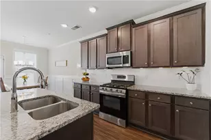 366 Cherryhill Ln, Woodstock, GA 30188 - Photo 6