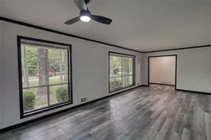 555 Joy St, Jackson, GA 30233 - Photo 12