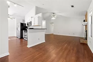 3384 Tia Trace NW, Kennesaw, GA 30152 - Photo 8