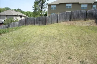 1321 Azalea Brook Dr, Lawrenceville, GA 30043 - Photo 10