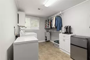 924 Pine Cir, Woodstock, GA 30189 - Photo 38