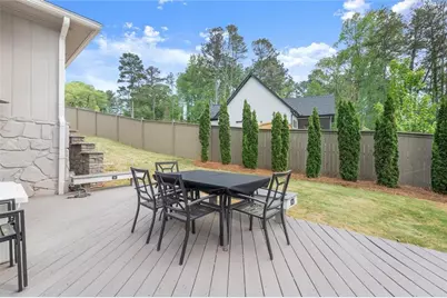924 Pine Circle, Woodstock, GA 30189 - Photo 10