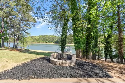 924 Pine Circle, Woodstock, GA 30189 - Photo 14