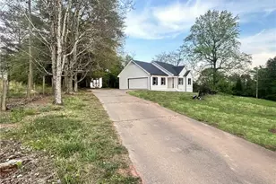 3590 Chamblee Gap Rd, Cumming, GA 30040 - Photo 4