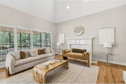 9170 Nesbit Lakes Drive, Alpharetta, GA 30022 - Photo 12