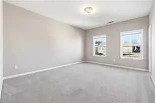 156 Round Pond Dr, Lilburn, GA 30047 - Photo 24