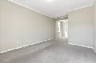 156 Round Pond Dr, Lilburn, GA 30047 - Photo 32