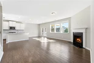 156 Round Pond Dr, Lilburn, GA 30047 - Photo 10