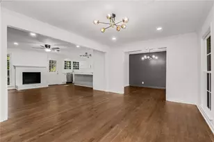 4889 Fairforest Dr, Stone Mountain, GA 30088 - Photo 10