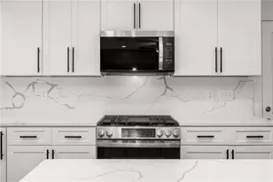 4889 Fairforest Dr, Stone Mountain, GA 30088 - Photo 20