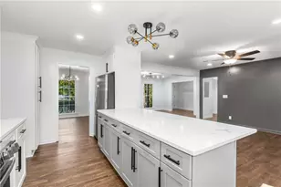 4889 Fairforest Dr, Stone Mountain, GA 30088 - Photo 22