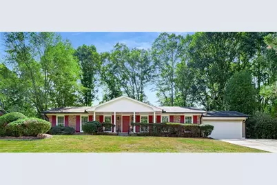 4889 Fairforest Drive, Stone Mountain, GA 30088 - Photo 2