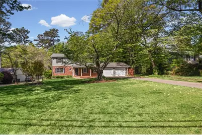 125 Jade Cove Drive, Roswell, GA 30075 - Photo 4