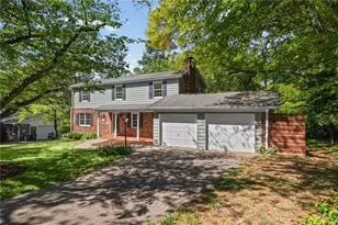 125 Jade Cove Dr, Roswell, GA 30075 - Photo 2