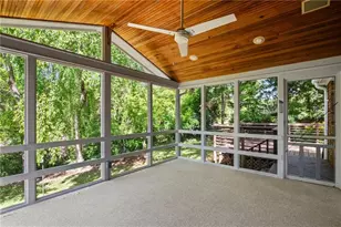 125 Jade Cove Dr, Roswell, GA 30075 - Photo 36