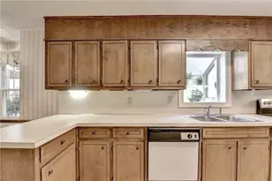 2196 Lunceford, Lilburn, GA 30047 - Photo 18