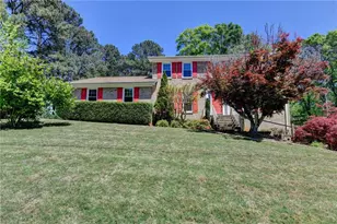 2196 Lunceford, Lilburn, GA 30047 - Photo 2