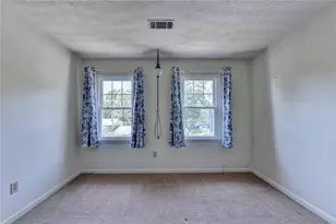 2196 Lunceford, Lilburn, GA 30047 - Photo 34