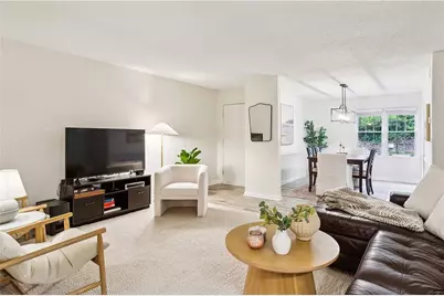 182 Triumph Drive NW, Atlanta, GA 30327 - Photo 2