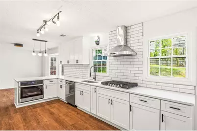 4085 Vicksburg Drive, Lawrenceville, GA 30044 - Photo 18