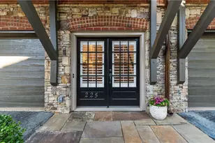 225 Founders Mill Ct, Roswell, GA 30075 - Photo 1