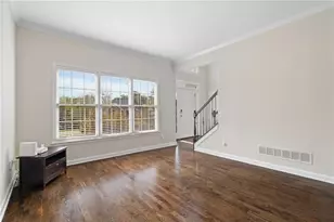 760 Gates Ln, Alpharetta, GA 30022 - Photo 6