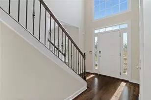 760 Gates Ln, Alpharetta, GA 30022 - Photo 4