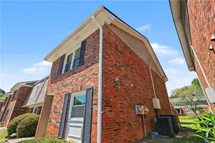 2060 Kings Gate Circle, Snellville, GA 30078 - Photo 24