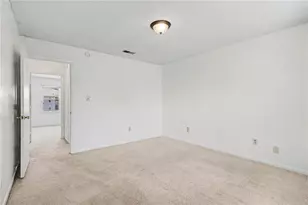 2060 Kings Gate Circle, Snellville, GA 30078 - Photo 14