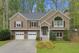 102 Cypress Dr, Dallas, GA 30157 - Photo 2