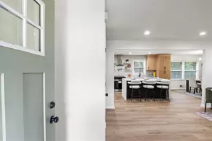 2995 Katherine Valley Rd, Decatur, GA 30032 - Photo 4