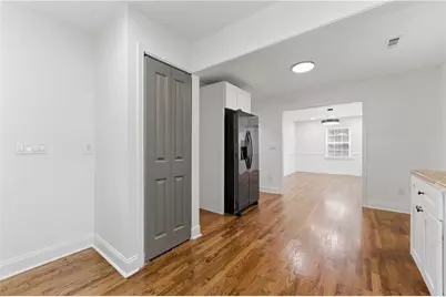 2762 NW Oldknow Drive NW, Atlanta, GA 30318 - Photo 8