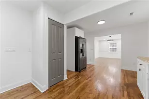 2762 NW Oldknow Dr NW, Atlanta, GA 30318 - Photo 8