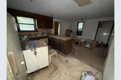 2083 Holm Court, Riverdale, GA 30296 - Photo 8