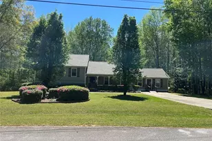 84 Trellis Ct, Carrollton, GA 30116 - Photo 2