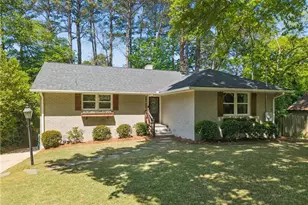2304 Pembrook Pl NE, Atlanta, GA 30324 - Photo 32