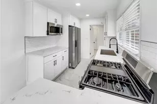 136 Victor Cir NW, Atlanta, GA 30314 - Photo 8