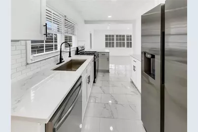 136 Victor Circle NW, Atlanta, GA 30314 - Photo 6