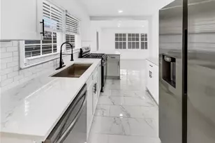 136 Victor Cir NW, Atlanta, GA 30314 - Photo 6