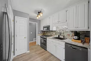 166 Hanover Cir SE, Calhoun, GA 30701 - Photo 14