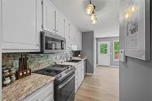 166 Hanover Cir SE, Calhoun, GA 30701 - Photo 12