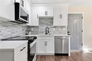 4069 Manor Hill Pl, Buford, GA 30519 - Photo 12