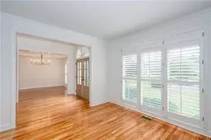 210 Chatfield Pl, Roswell, GA 30075 - Photo 4