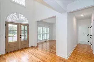 210 Chatfield Pl, Roswell, GA 30075 - Photo 8