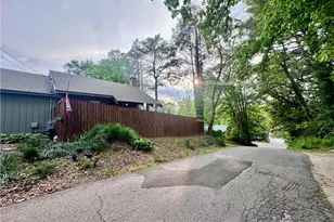 610 E 2nd St, Blue Ridge, GA 30513 - Photo 42