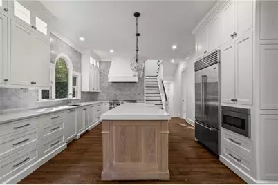 1235 W Garmon Road NW, Sandy Springs, GA 30327 - Photo 8