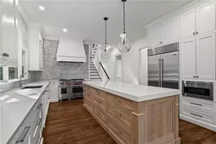 1235 W Garmon Rd NW, Sandy Springs, GA 30327 - Photo 8