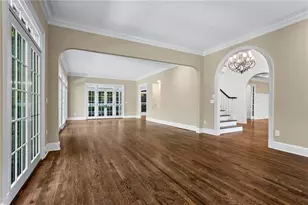 1235 W Garmon Rd NW, Sandy Springs, GA 30327 - Photo 20