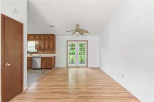 1169 Dustin Ct, Stone Mountain, GA 30088 - Photo 16